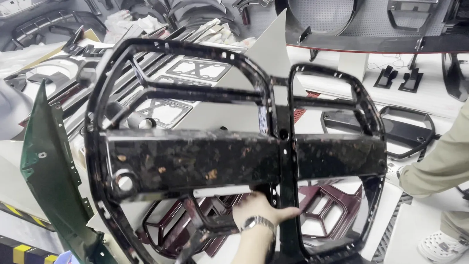 8 Things to Check Before Ordering Custom Carbon Fiber Auto Parts from China